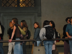 In line to Uffizi Gallery