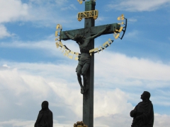0043_Crucifix